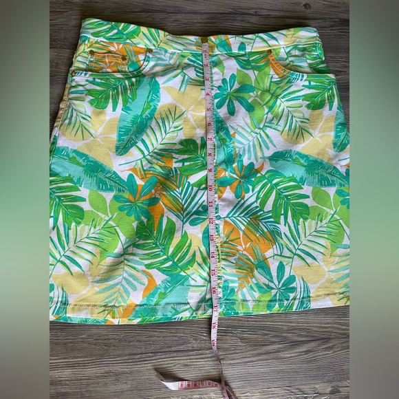 Hearts of Palm White and Red Garment Tag - Picture 4 of 6